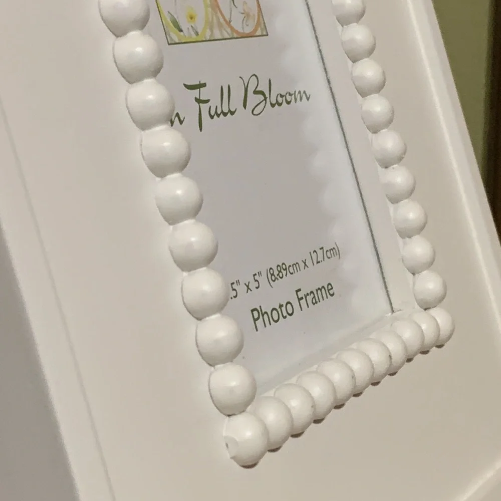 On Full Bloom-Photo Frame 3.5”x5”